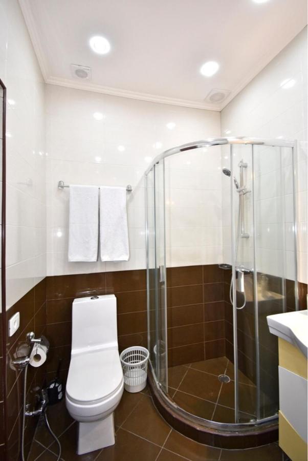Modern Apartment For Rent In Buzand Street Bu944 เยเรวาน ภายนอก รูปภาพ