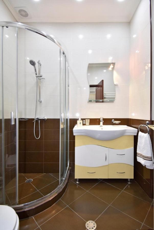 Modern Apartment For Rent In Buzand Street Bu944 เยเรวาน ภายนอก รูปภาพ