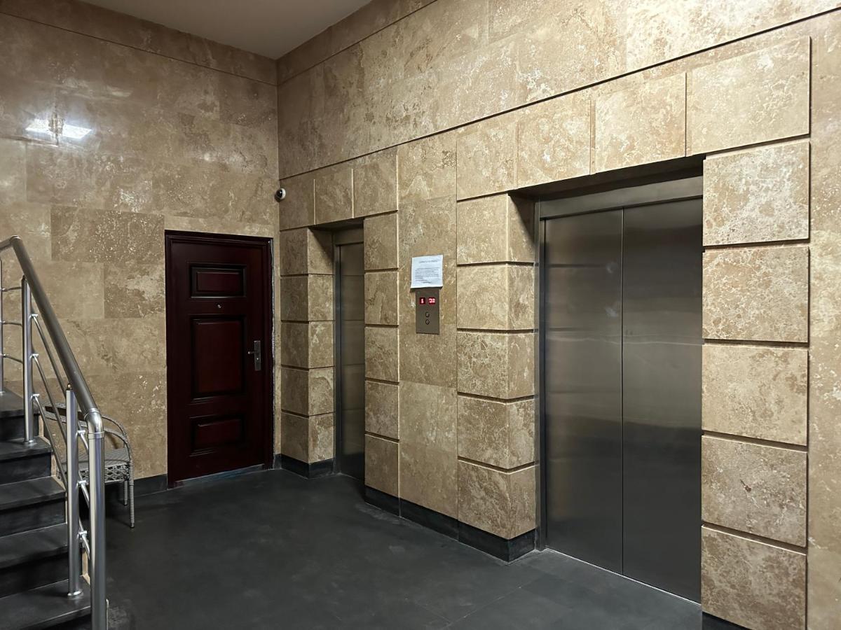 Modern Apartment For Rent In Buzand Street Bu944 เยเรวาน ภายนอก รูปภาพ